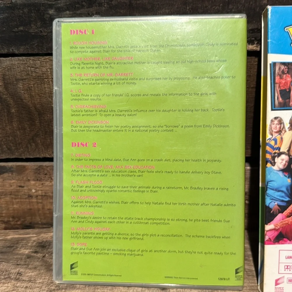 💰BOGO FREE Facts of Life Seasons 1&2 DVD Set